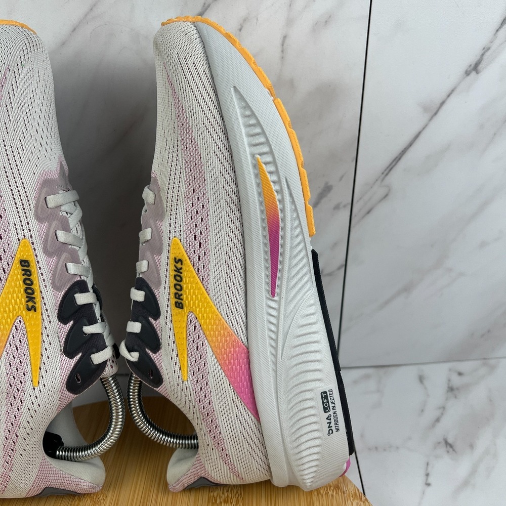 Brooks Ghost 17 Womens Size 9 2E X-WIDE Oyster Apricot Running Shoes 1204312E070 - Picture 6 of 12